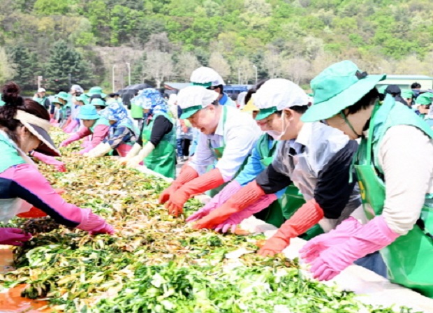 파주시새마을회 ‘사랑의 햇김치’ 및 ‘헌옷 모으기’ 행사