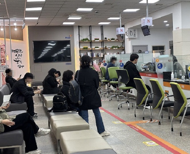 파주시 목요야간민원실, 15년을 변함없이 시민 곁에 파주시 목요야간민원실, 15년을 변함없이 시민 곁에
