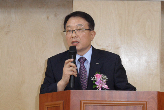 김윤회 탄현면장 “헌신적인 자세로 열과 성의를 다할 것”