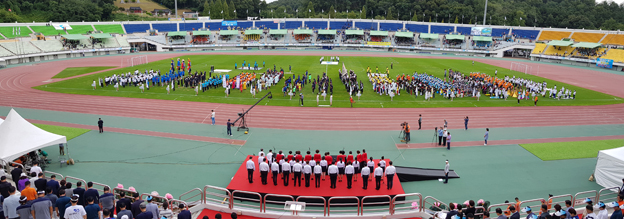 욕설과 고성으로 얼룩진 시민화합 체육대회