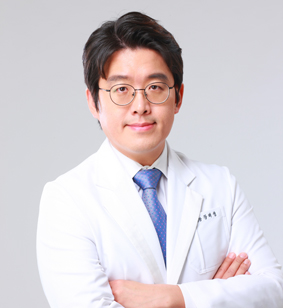 "시민들과 따뜻한 정 나누는 옆집 의사로 통하고 싶습니다"