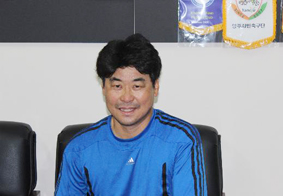 파주시민축구단 이진행 감독 선임