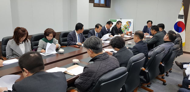 민주평통-시의회 간 간담회 ‘무의미’로 끝나