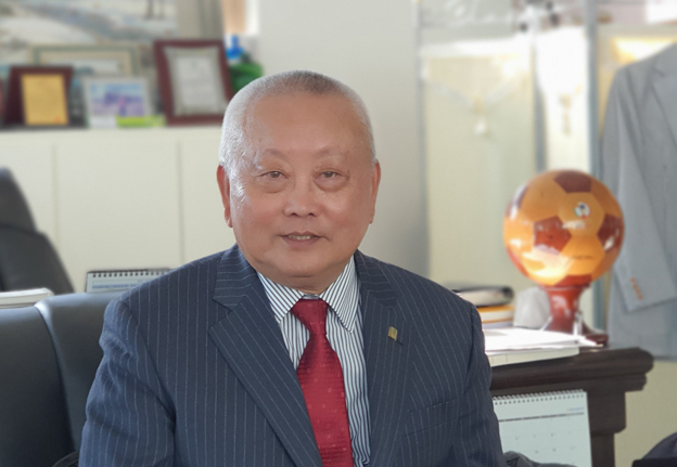 <속보>-최흥식 도 체전유치부위원장, 민선 체육회장 단독 출마 확정